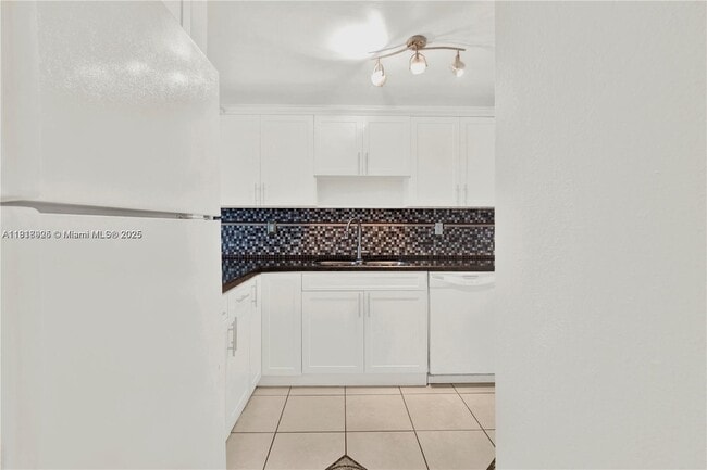 Photo - 1990 W 56th St Unit 1407