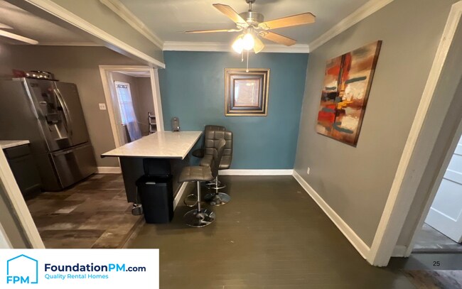 Photo - 2282 Devoy Ave