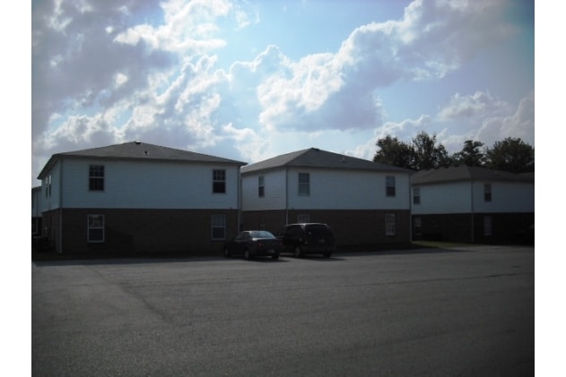 Creekside Apartaments - Creekside Apartments