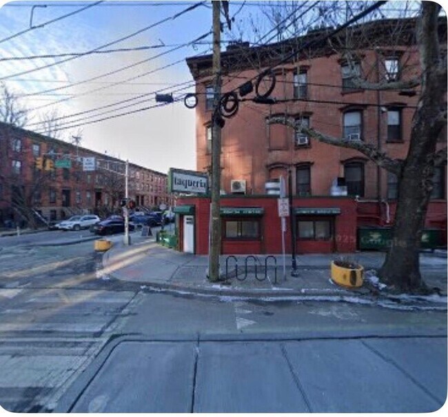 Photo - 236 Grove St