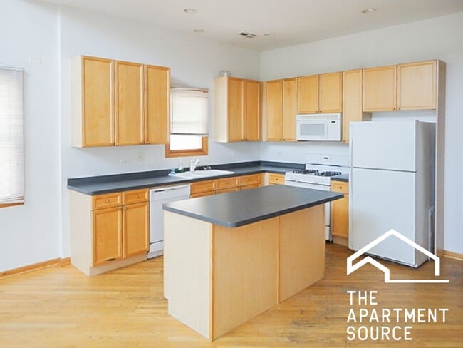 Photo - 2717 N Wayne Ave Unit 3N