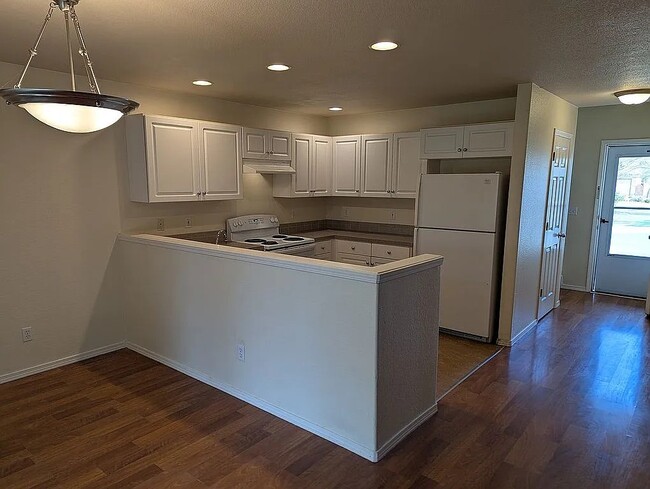 Photo - 3144 SE Sternwheeler Dr