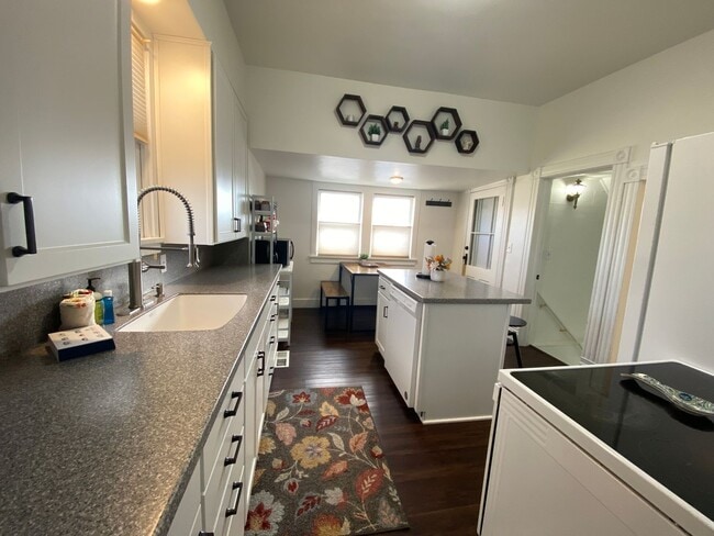 Photo - Pet Friendly |Stylish 3 Bedroom | 2 Bath Duplex in The Dalles – Great Location & Modern Comforts