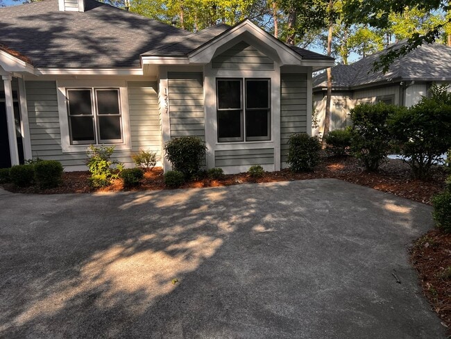 1237 Clipper Rd