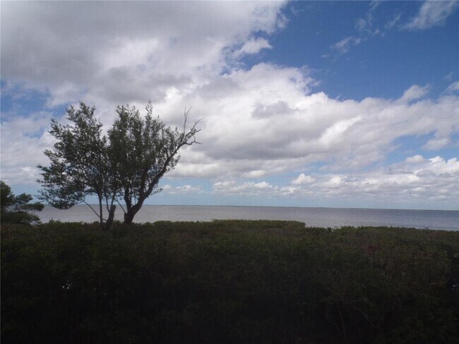 Photo - 101 N Marion Ct Unidad 114