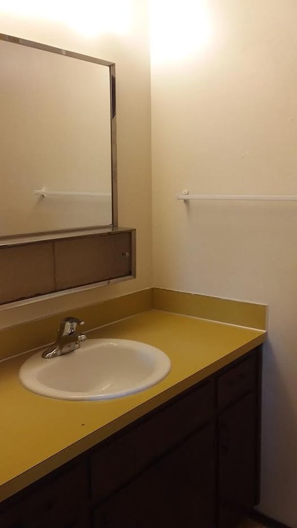 Building Photo - milm17 Unit 463