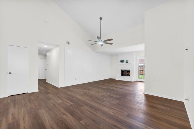 Photo - 8206 Willow Forest Dr