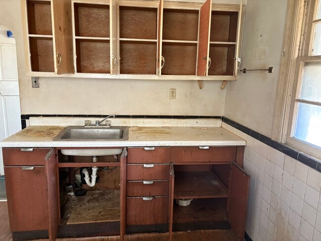 Building Photo - 8565 Lowell St