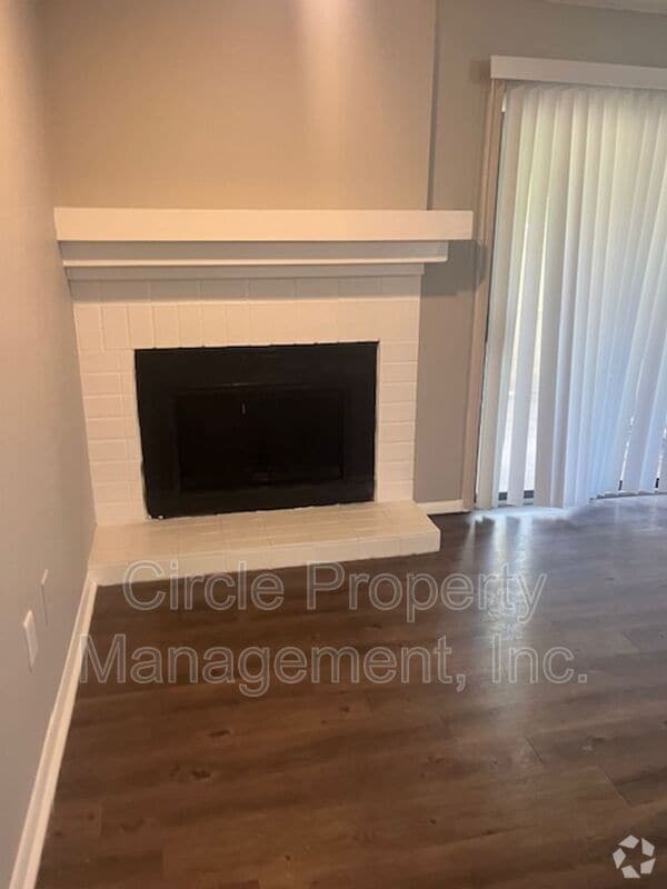Building Photo - 4010 Hunters Ridge Dr SW Unit #1 Rental