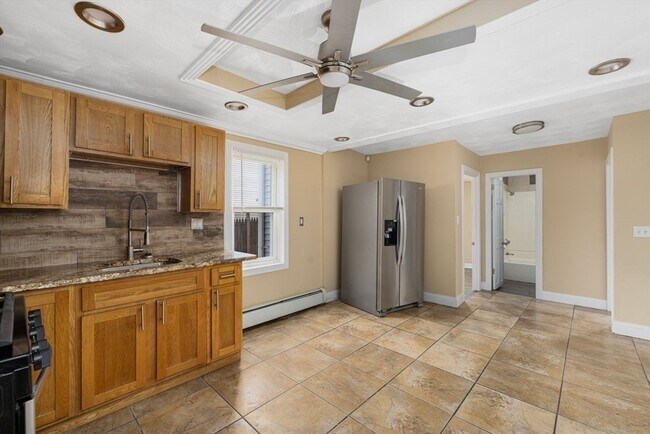 Photo - 69 Mowry St Unit 1