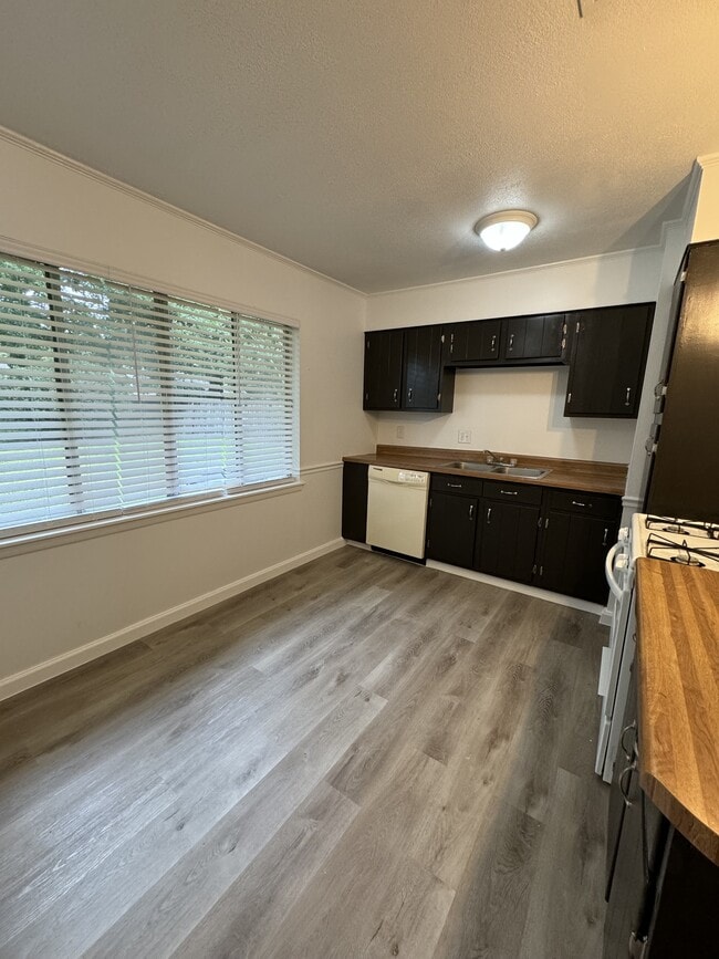 Photo - 7005 Denver Dr