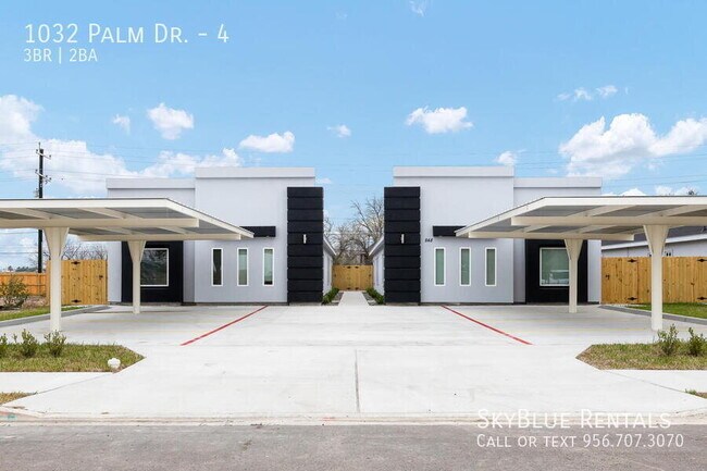 Photo - 1032 Palm Dr Unit 4