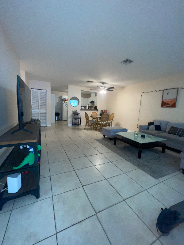 Photo - 1010 NW 3rd Ave Apartment Unit 1