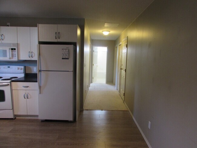 Photo - 6654 Everest Dr