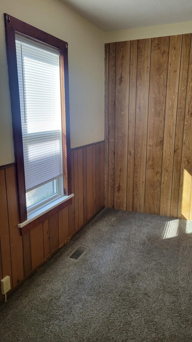 Photo - 820 Windom St