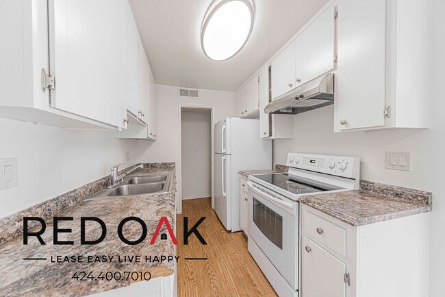 Photo - 5204 Yarmouth Ave Unit 108