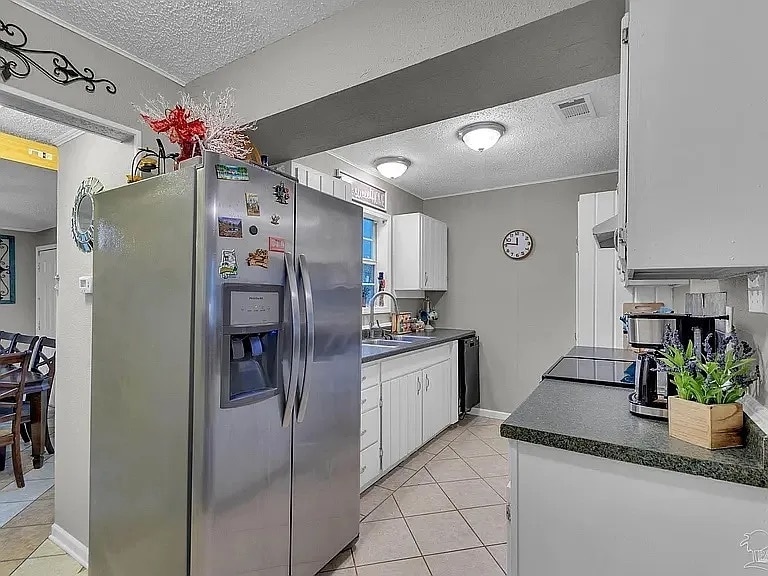 Photo - 902 Lucerne Ave