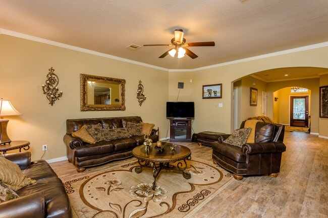Building Photo - 24718 Cobble Canyon Ln Rental