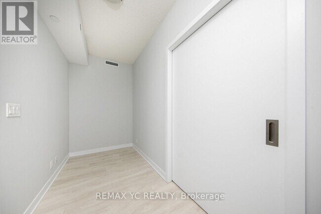 Photo - 2221 Yonge St Unité #1201