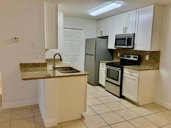 Photo - 7630 Pissarro Dr Unidad 16105