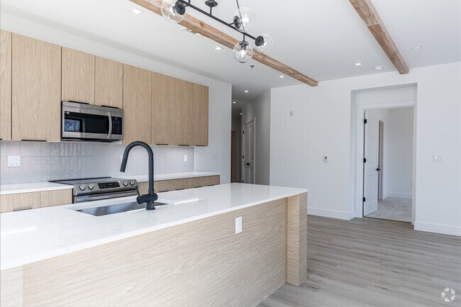 2BR, 2BA - Tranquility - Kitchen