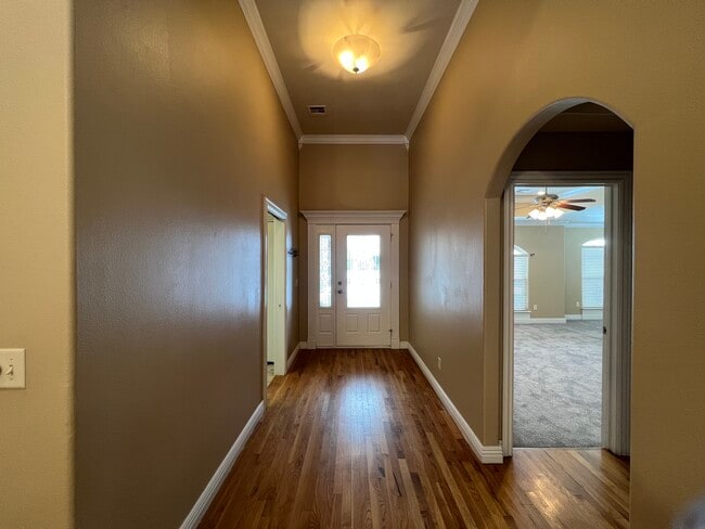 Photo - 1250 Kensington Dr