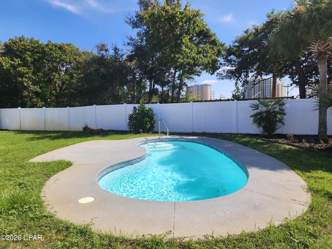 226 Summerwood Dr
