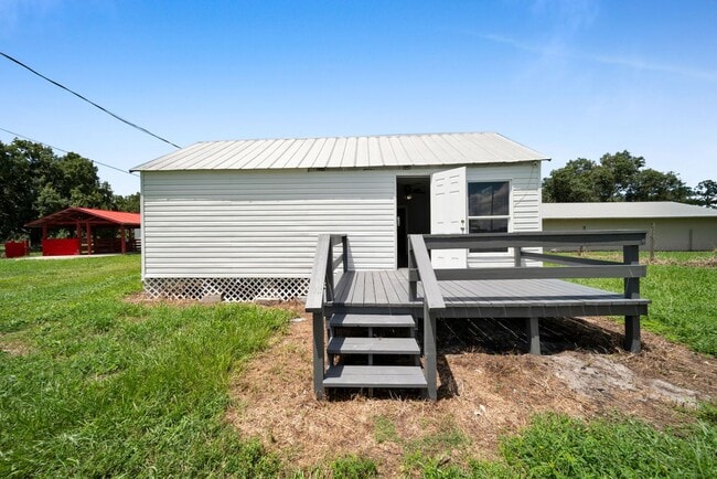 Building Photo - 2950 Packinghouse Rd Unit Guest house 1/1