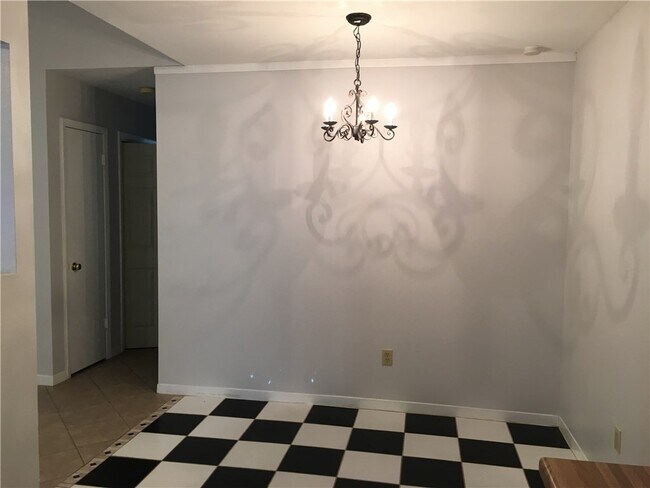 Photo - 5302 Avenue G Unit B