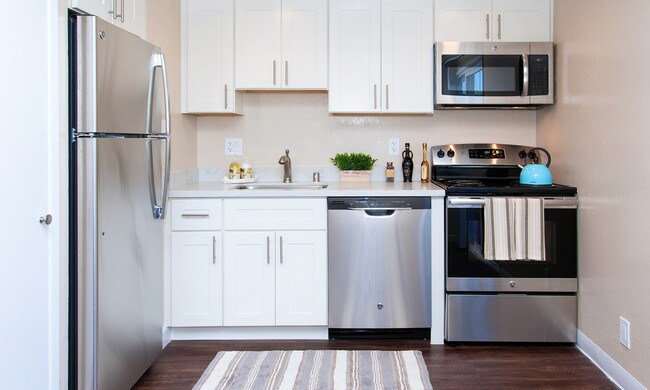 Photo - Cedar on the Boulevard