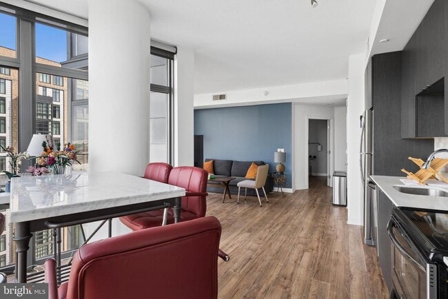 Photo - 460 New York Ave NW Unit 803