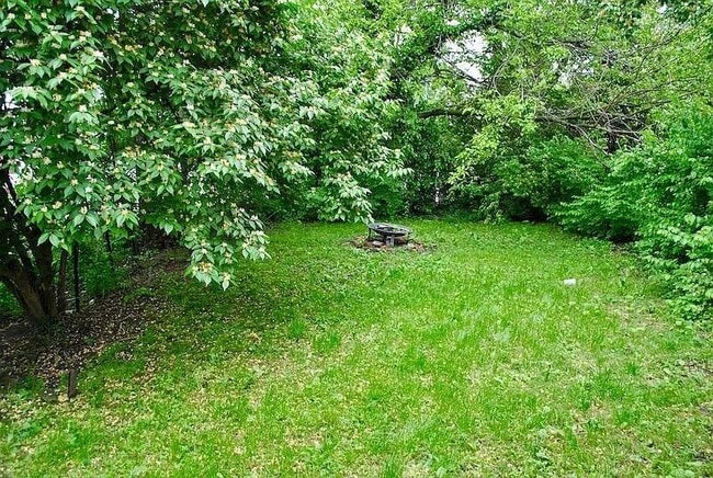 Photo - 2335 Wheeler St