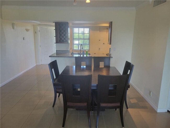 Photo - 3050 N Palm Aire Dr Unit 508