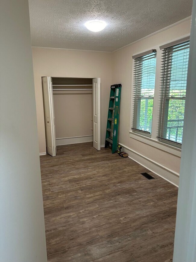 Photo - Downtown Newnan- 53 B Jefferson St 2 Bedro...