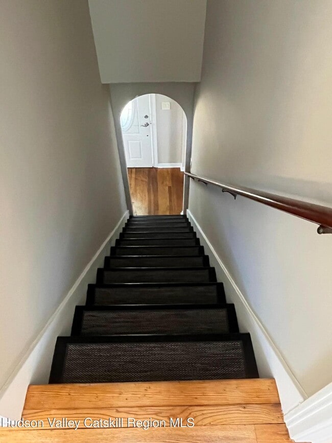 17 Landon Ave
