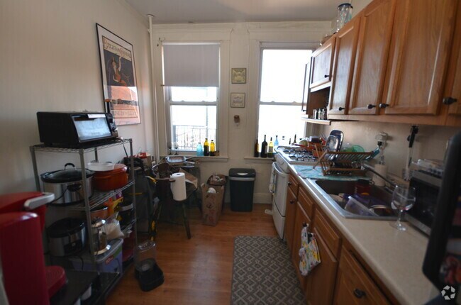 Building Photo - 1616 Commonwealth Ave Unit 12 Rental