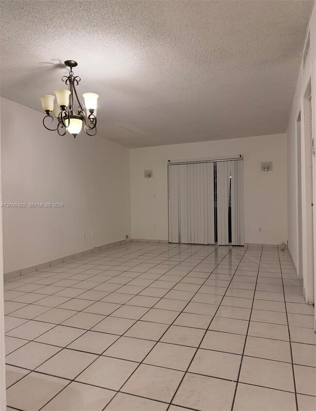 Photo - 1035 W 77th St Unit 211