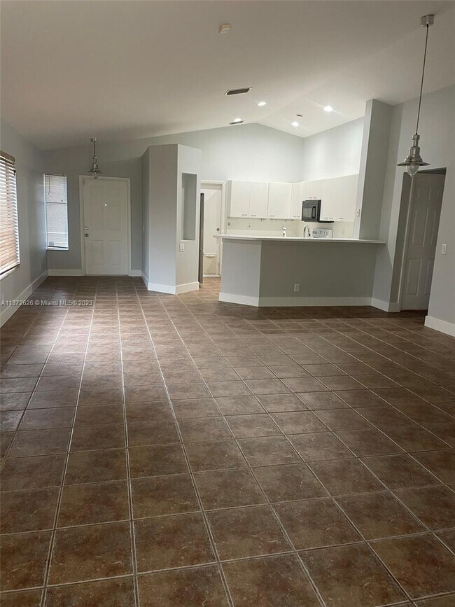 Photo - 4432 Dogwood Cir