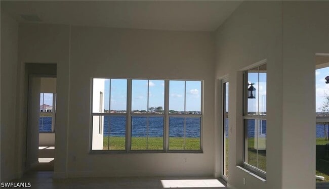 Photo - 5198 Vizcaya St