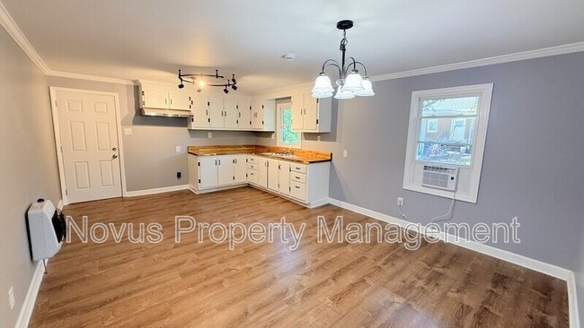Photo - 223 Waddell St