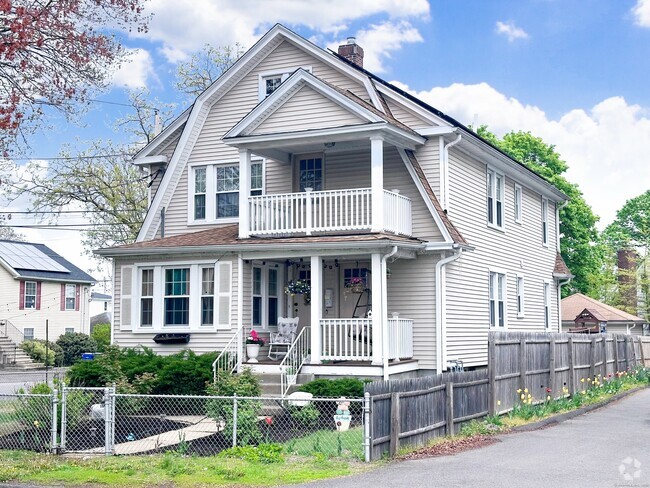 Building Photo - 826 Black Rock Tpke Rental