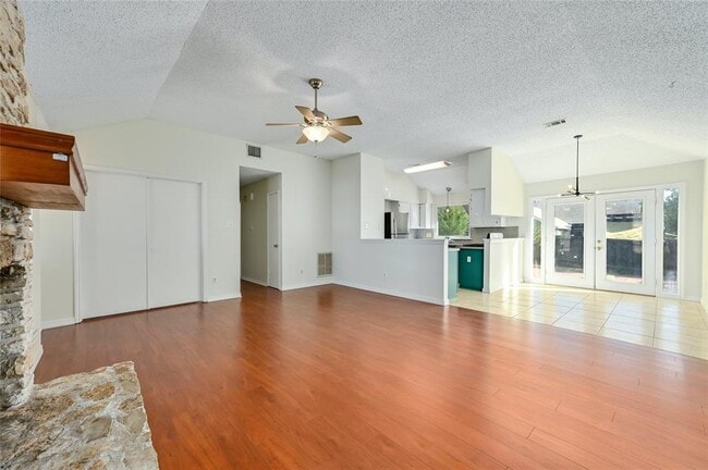 Photo - 2504 Spring Wagon Ln
