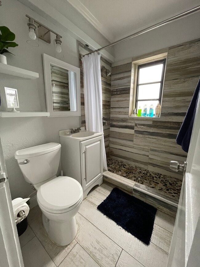 Photo - 311 Liberty St Unit 8