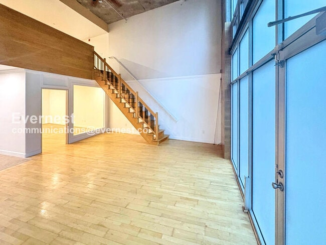 Photo - 311 Oak St Unit APT 104