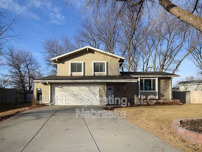 Building Photo - 13951 Jefferson Cir