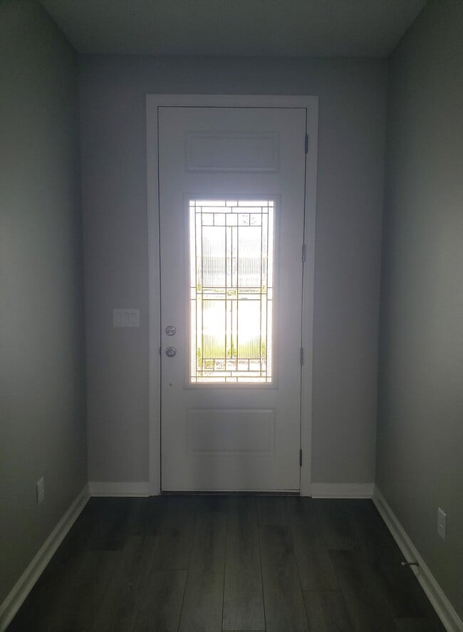 Photo - 89 Signet Cir