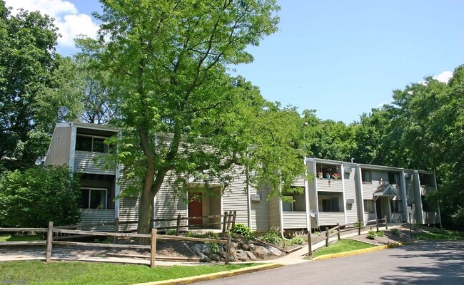 Photo - Nature Valley Apartments