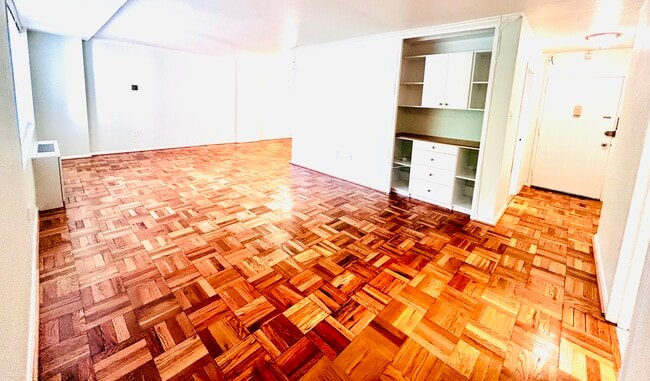 Photo - 4000 Tunlaw Rd NW Unit 312