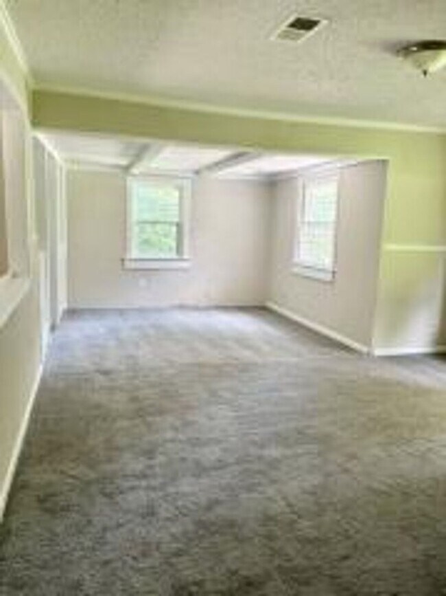 1441 Bose Ave