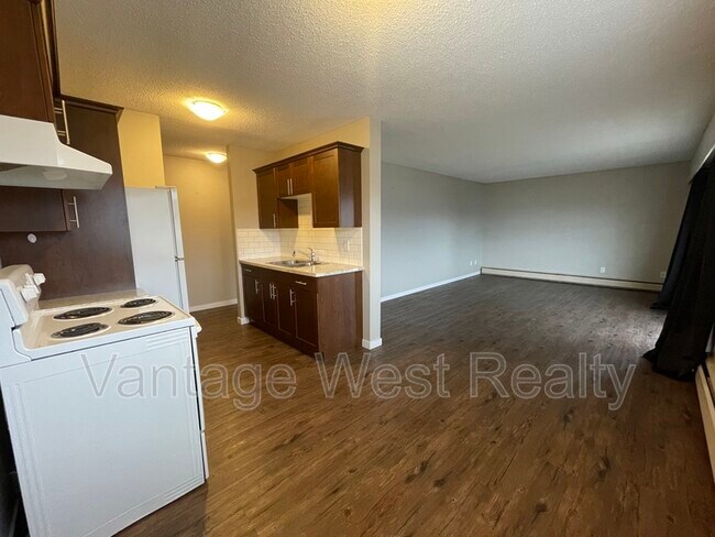 Photo - 235 Husch Rd